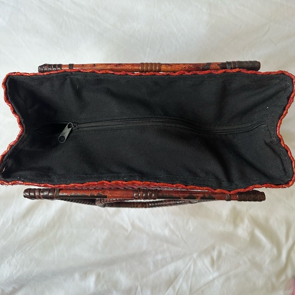 Red Straw Handle Beach Casual Bag - Picture 2 of 2